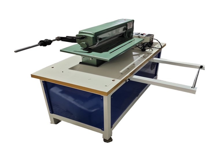 分條機(jī) (開(kāi)條機(jī))